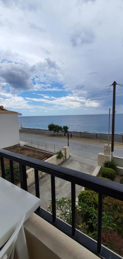 Eirini Apts On The Beach Psari Forada Exterior foto